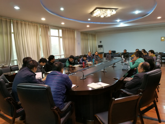 20161123教师座谈会12.jpg