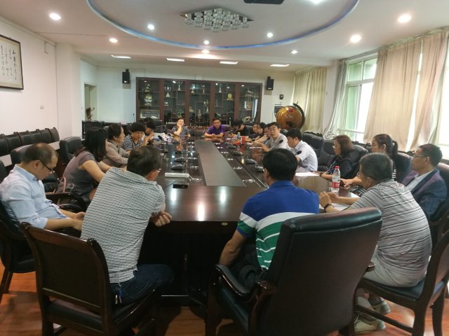 2017春教师座谈会2.jpg